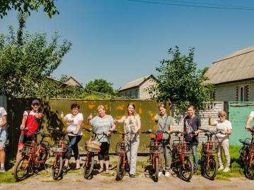 Tern Cargo Bikes Support Ukrainian Communities